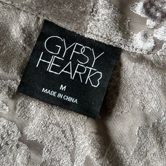 EMBROIDERED VELVET KIMONO JACKET BY GYPSY HEARTS - Picture 7 of 7